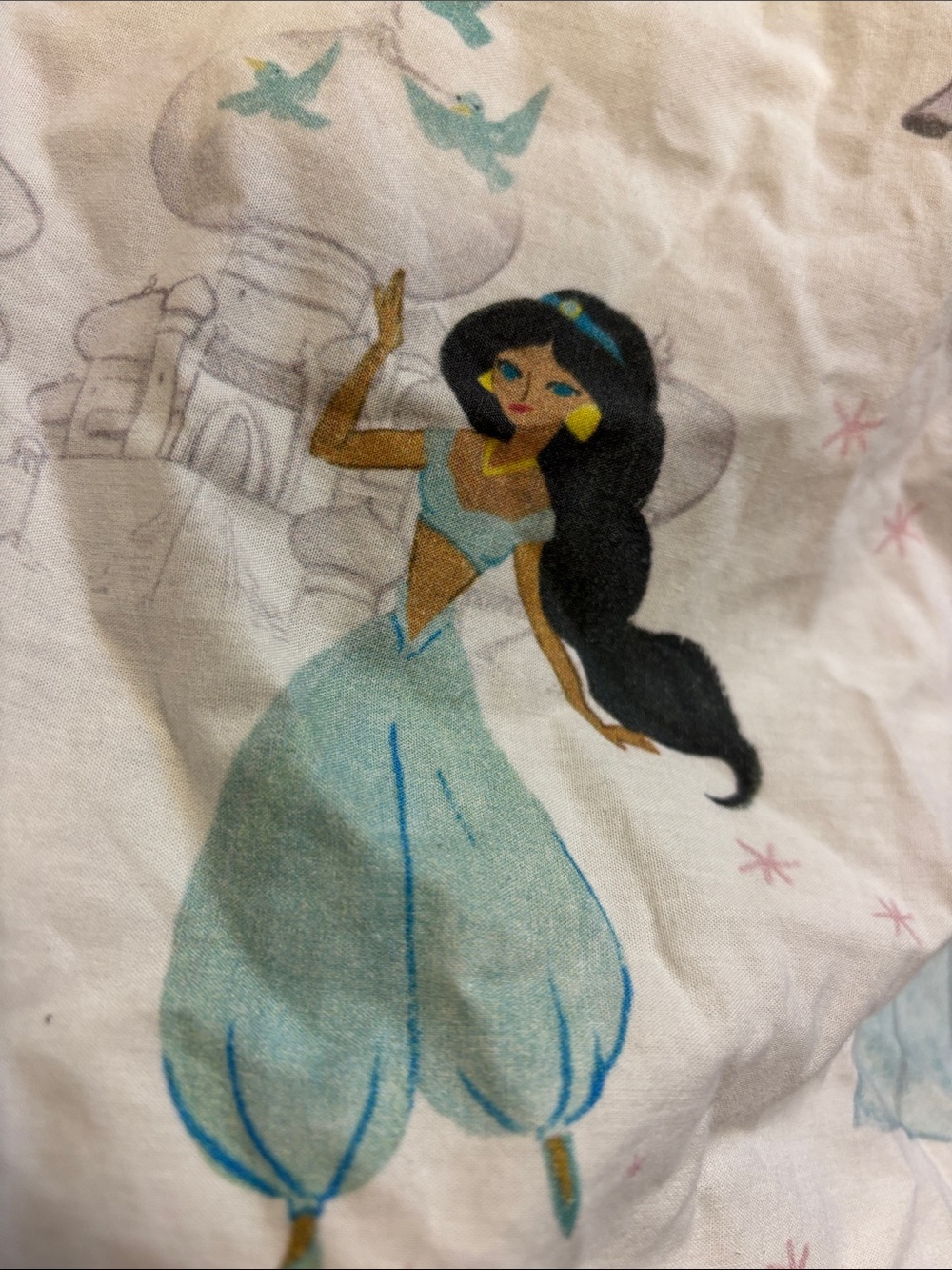 Pottery Barn Kids Disney Princesses twin fitted sheet and one pillowcase - Picture 5 of 7